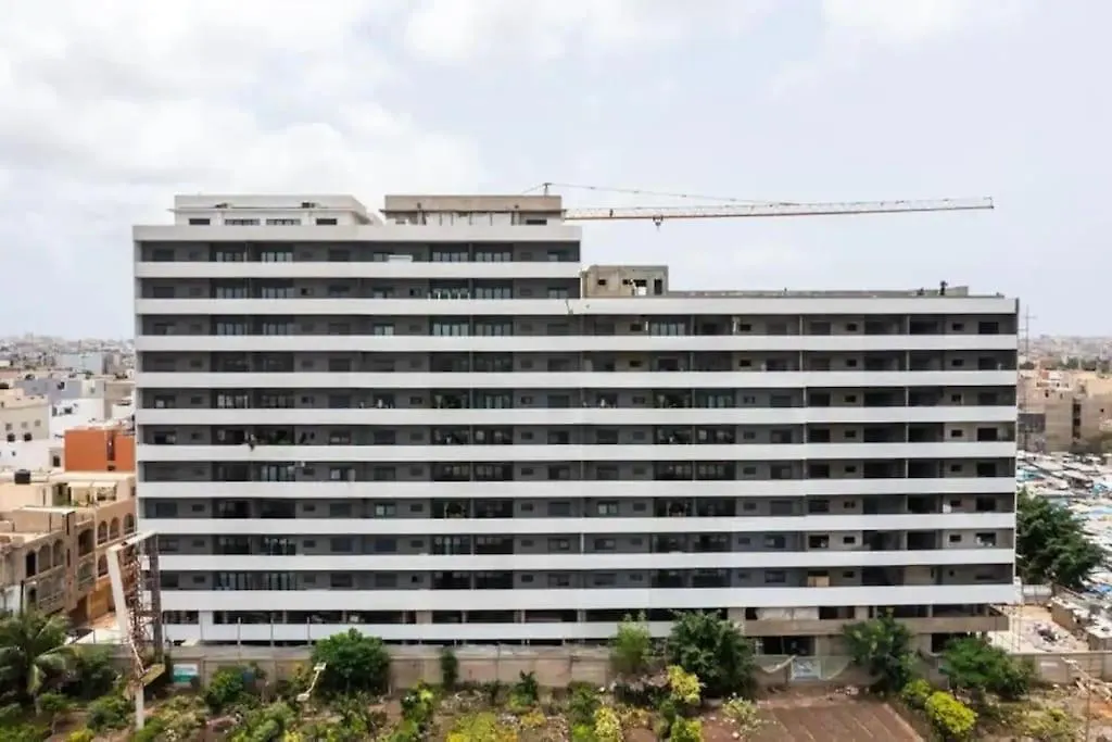 Superbe Appartement Avec Parking Gratuit Et Garde Dakar
