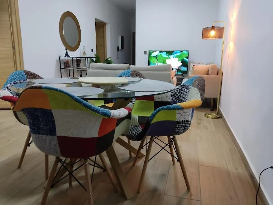 Superbe Appartement Avec Parking Gratuit Et Garde Dakar