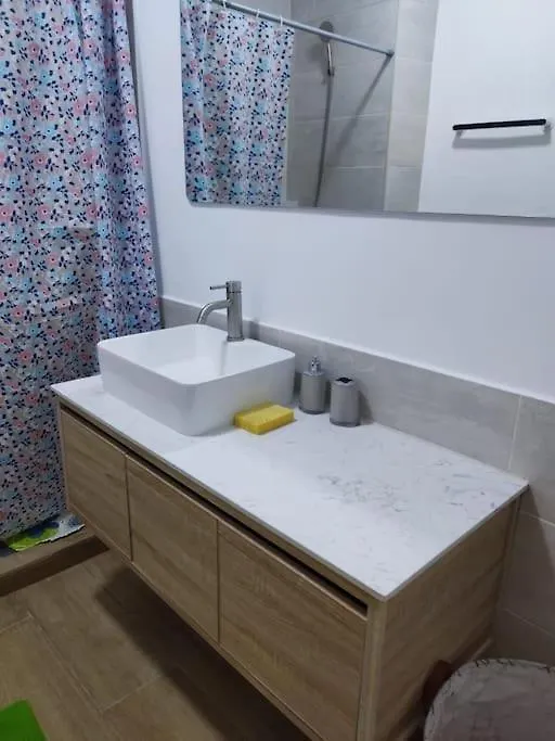 Superbe Appartement Avec Parking Gratuit Et Garde Dakar Apartment